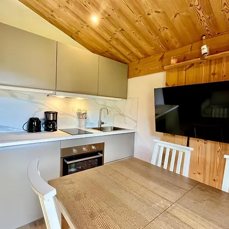 דירה With Balcony And View Close To The Slopes